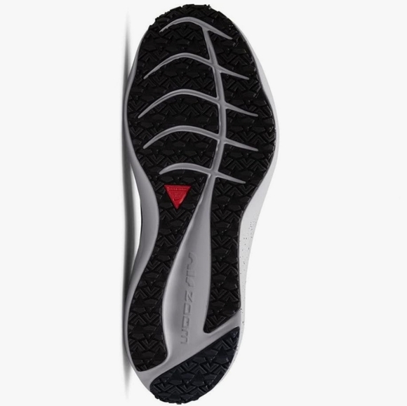 Nike Zoom Winflo 8 Shield Womens Running Sneakers Size 8.5 Water-Repellent Black - Picture 2 of 16